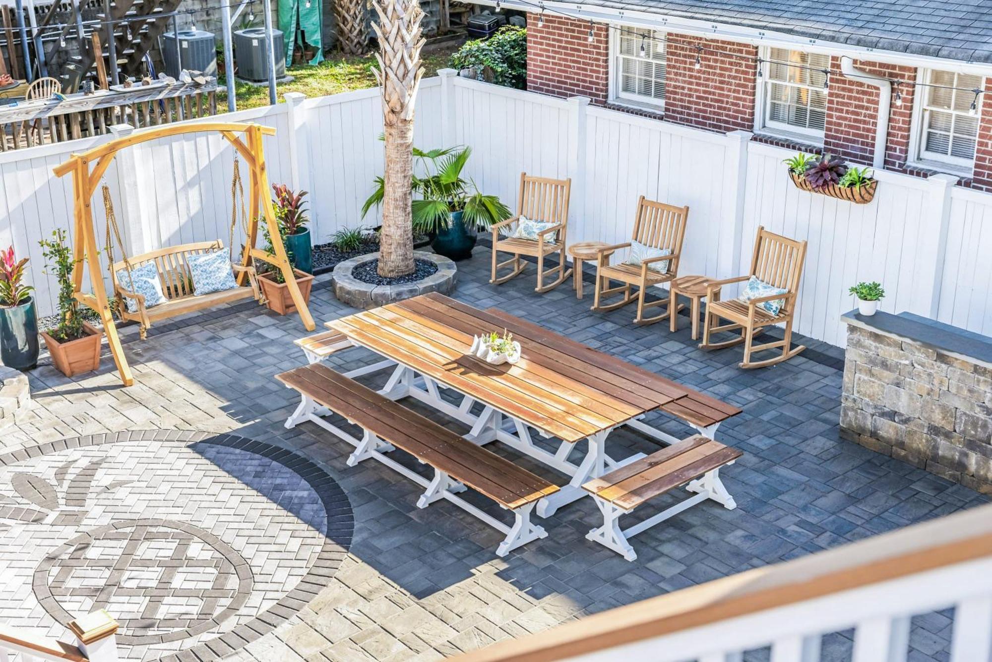 Charming Secluded Courtyard - 1 Block To King Charleston Exterior foto